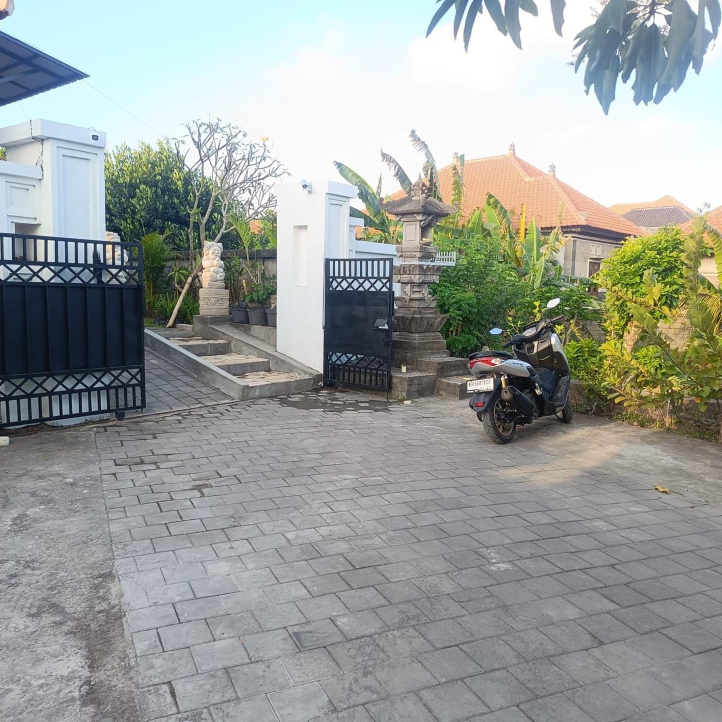 Prayoga Homestay Ungasan Buitenkant foto